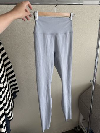 Damen Leggings H&M Move hellblau Groesse S guter Zustand