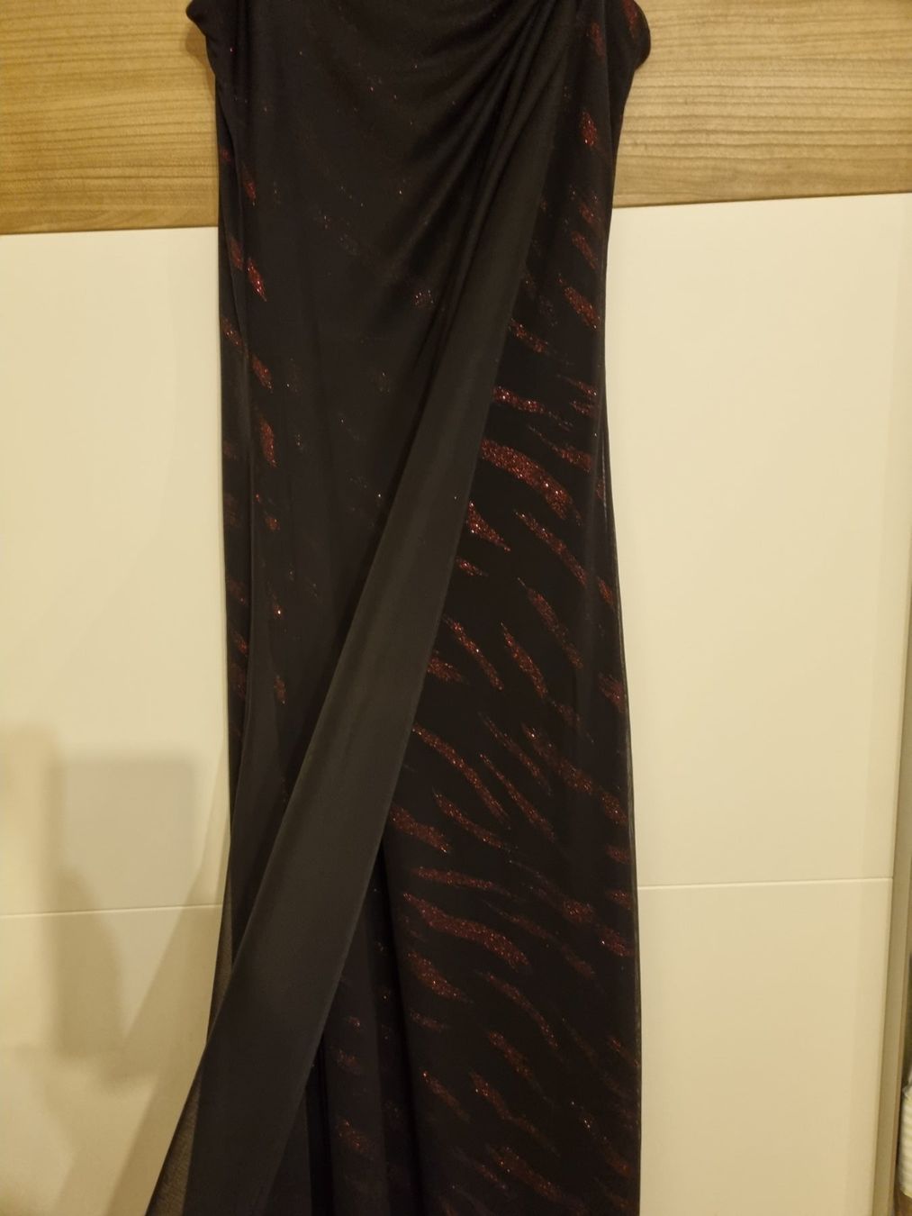 Kleider: Abendkleid/Festkleid – Gebraucht aus Glattbrugg von astroblau 1