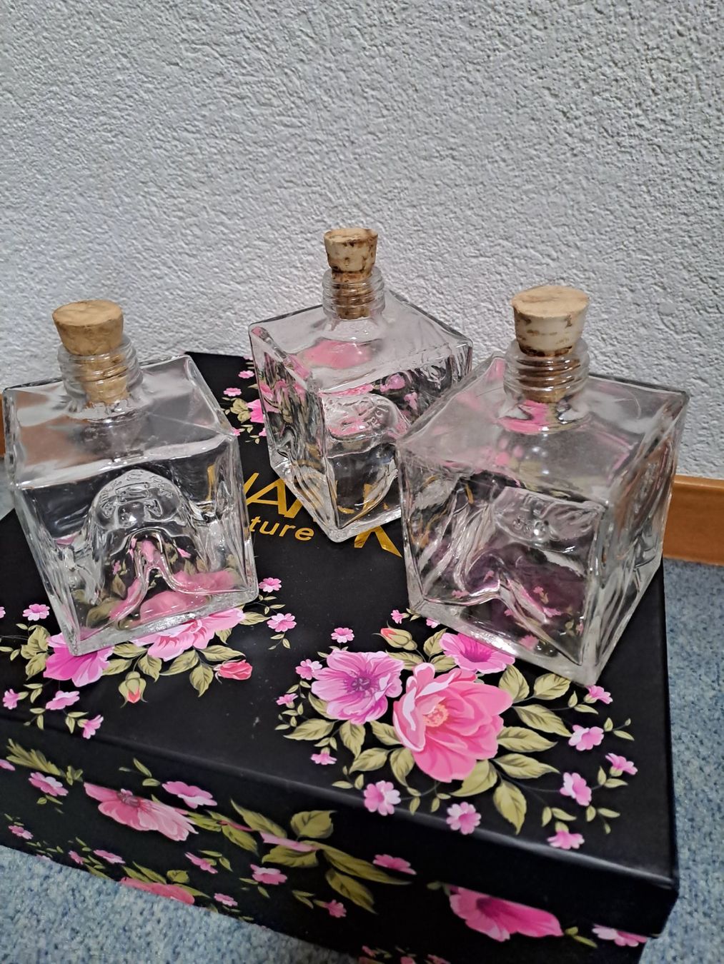 Bicchieri: 3 Glasfaschen, stapelbar a 2,5 dl. – Usato da Frauenfeld venduto da Andadaa 1