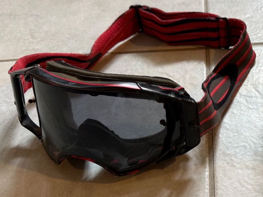 Occhiali & Lenti: Oakley Airbrake MX-Brille – Usato da Uettligen venduto da Leoniexx