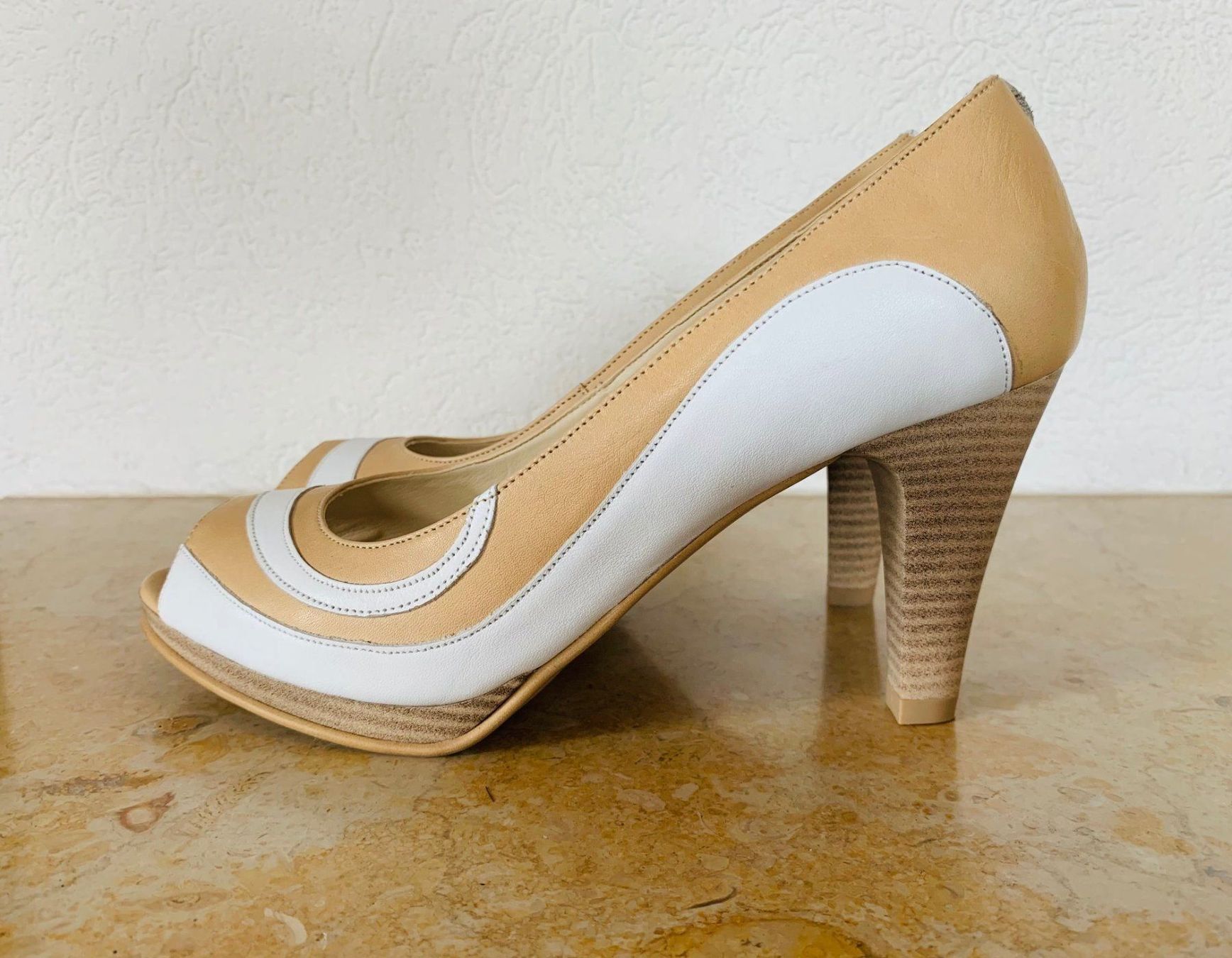 Damenschuhe: UNO DUE TRE | Pumps | Größe 37 – Neu (gemäss Beschreibung) aus Soyhières von Spartan117 2