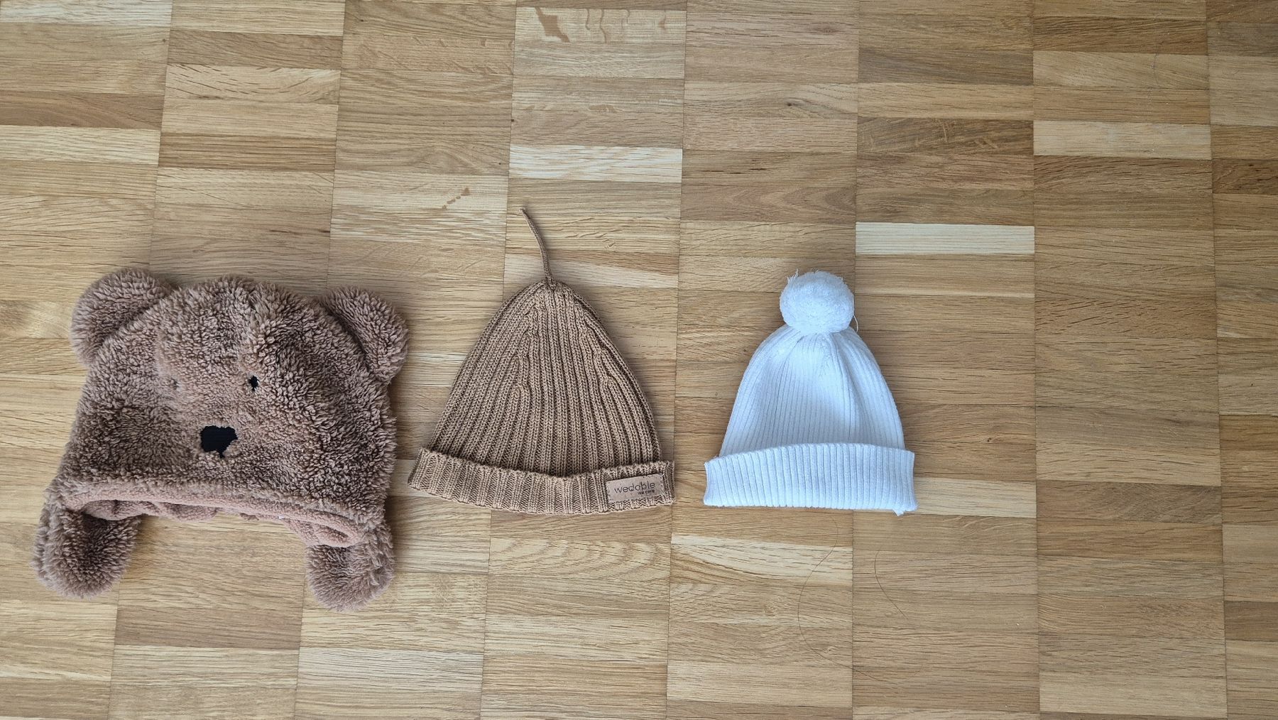 Lotti & Set di vestiti: Babykappen 3-6 Monate – Usato da Schaan venduto da lulu_xx
