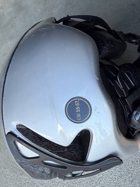 Casques: Skihelm 55-57cm – D'occasion à Schmitten FR par FAJost 2