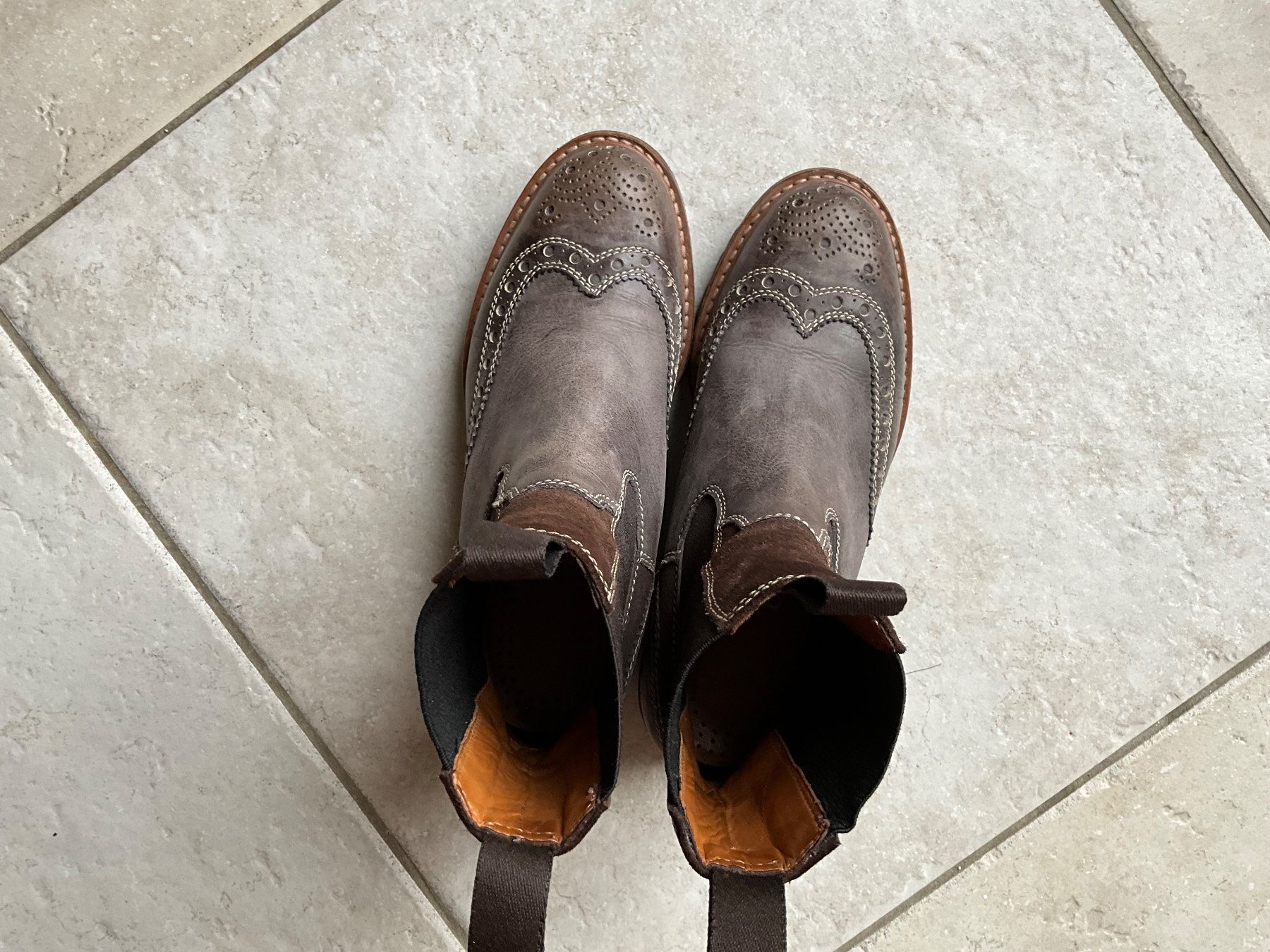 Scarpe da donna: Bottines en cuir – Usato da Meinier venduto da Izabelaanna 4