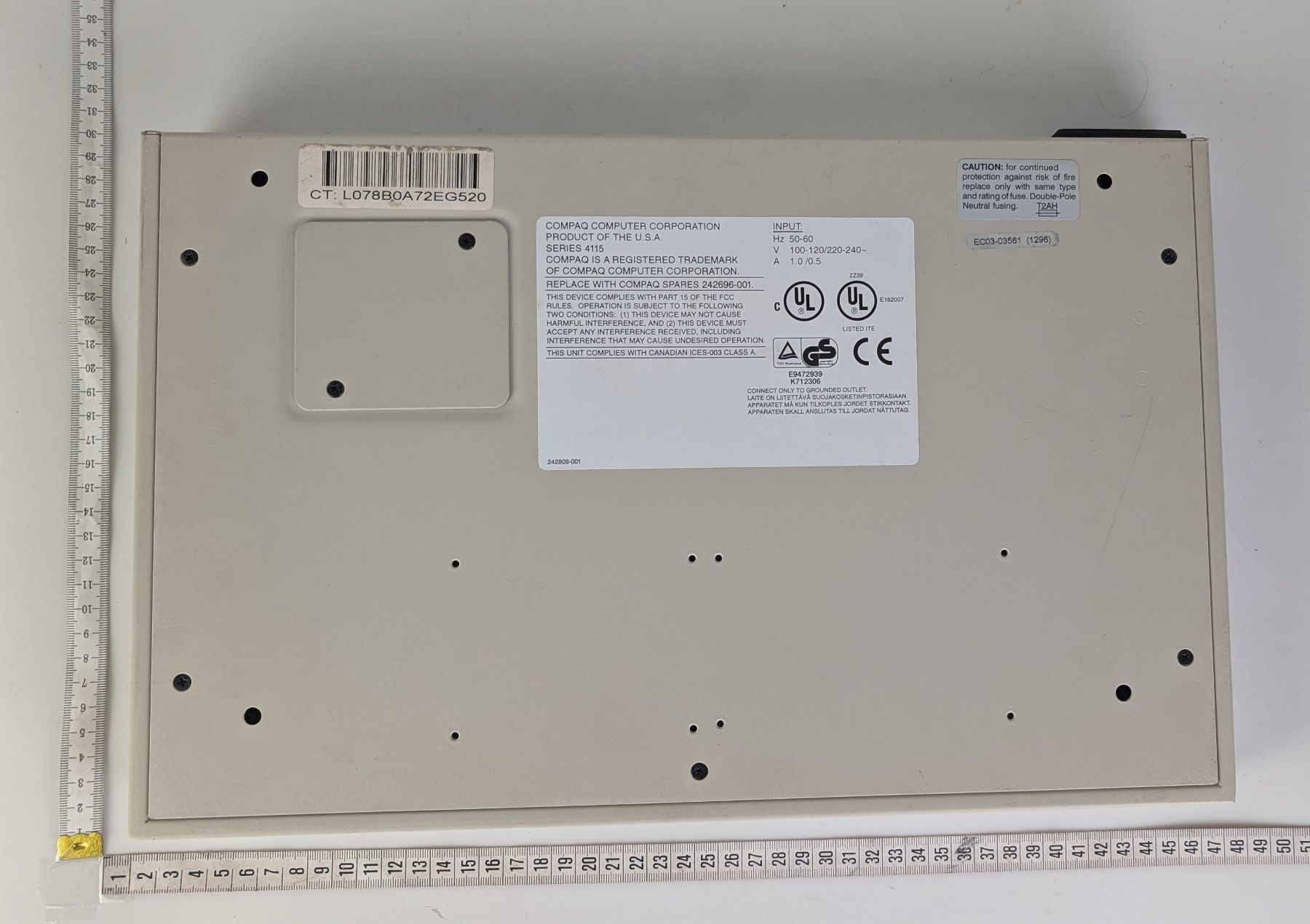 Compaq PCs: Vintage Compaq series 4115 - COMPAQ KVM SWITCH – Gebraucht aus Zürich von 1.Simon 4