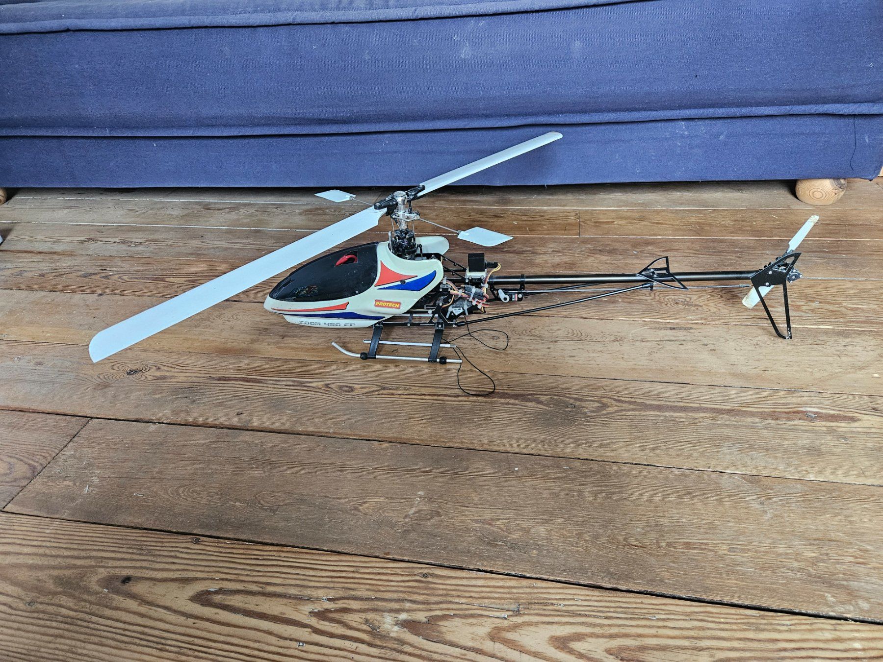 Modellismo RC: Helikopter Zoom 450 Protech RC – Usato da Tägerwilen venduto da picasso811 1