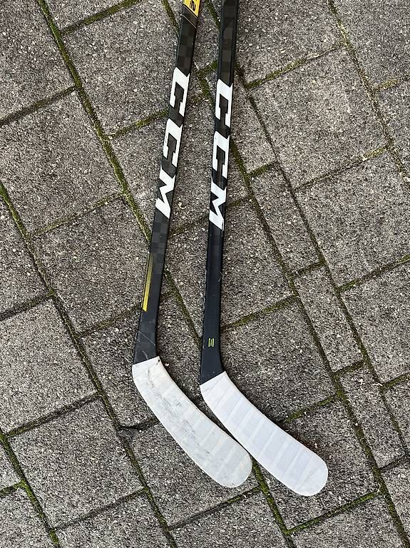 Stöcke & Schaufeln: CCM Eishockey Stöcke – Gebraucht aus Bösingen von burnwood