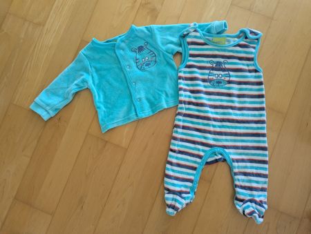 Baby Strampler und Jäckchen Grösse 50/56 Zebra Print