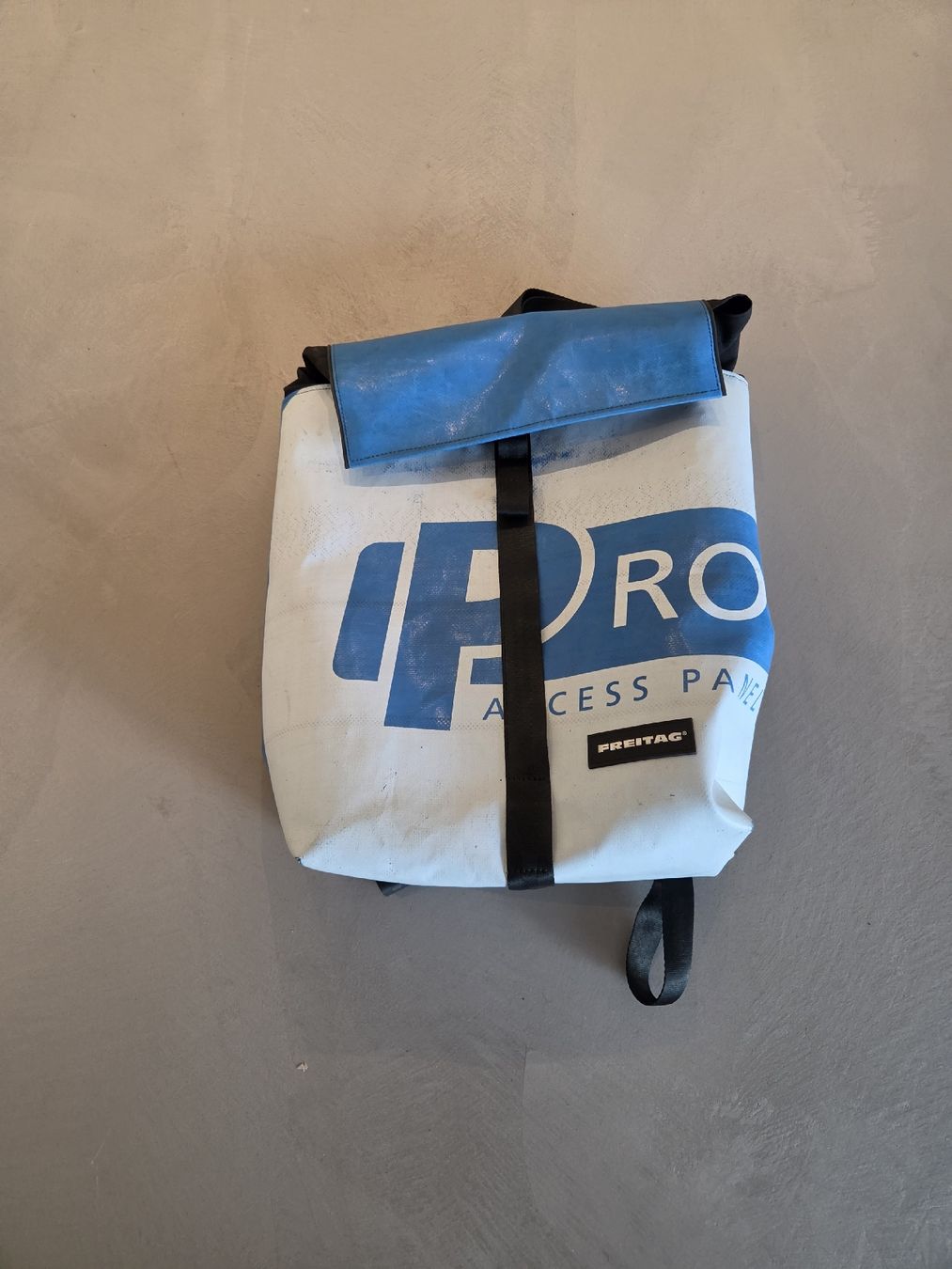 Freitag Zaini: FREITAG F155 Clapton – Usato da Meisterschwanden venduto da pabam1