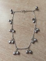 Filigranes Fusskettchen 23cm Metall oder Silber??