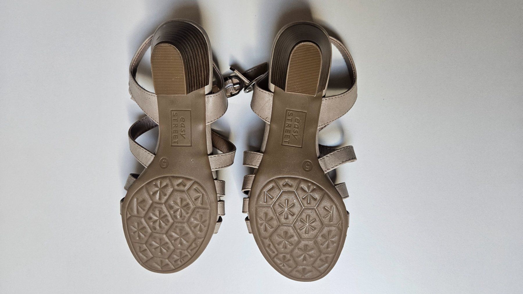 Scarpe da donna: Damen Sandaletten – Nuovo (secondo la descrizione) da Münchenbuchsee venduto da Yothu 2