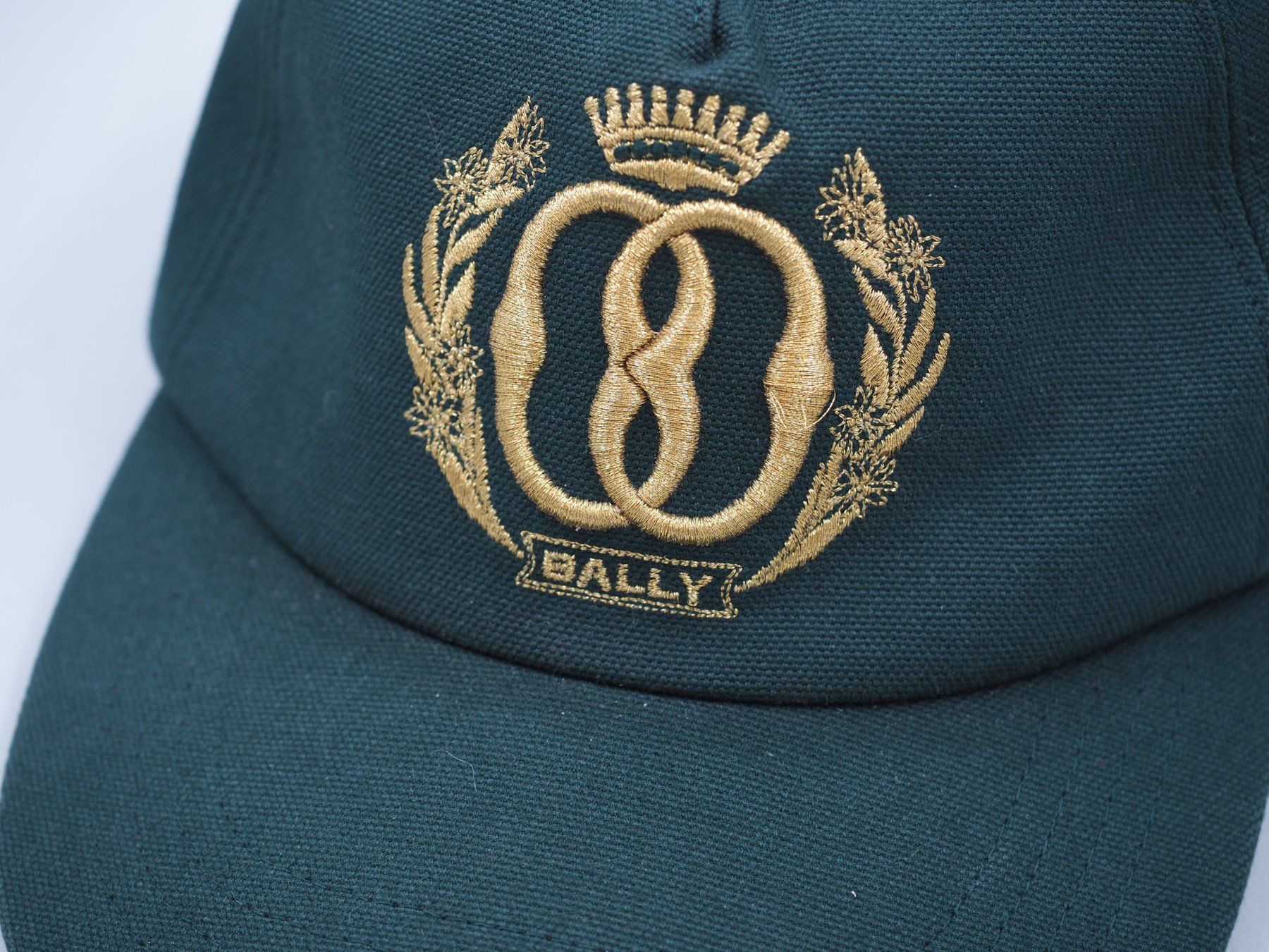 Bally Chapeaux, bonnets & casquettes: BALLY Baseball Cap Gr. 59 (3708) – D'occasion à Zürich par fundsachenverkauf 2