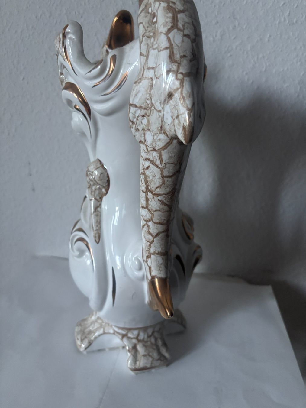 Vasi & Recipienti: Vintage Capodimonte Blumenvase mit Delfinen, – Usato da Wallisellen venduto da ASZT 2