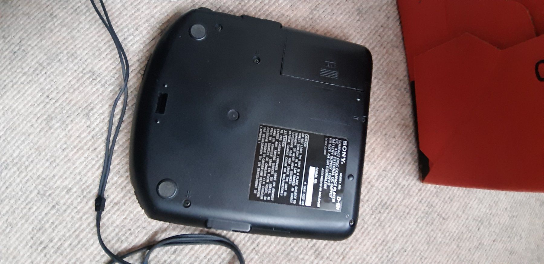 Sony Tragbarer Mediaplayer: Vintage Sony Discman D-131 – Gebraucht aus Henggart von hen_9f22 2
