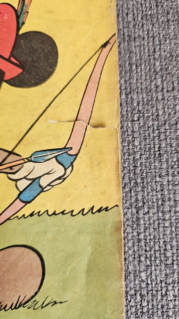 Comics: mickey original 1951  janvier – Gebraucht aus montsevelier von  3