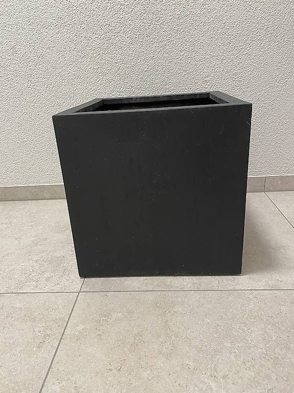 Vasi per fiori: Pflanzenkübel Blumenkübel Topf – Usato da Sursee venduto da pih_88 2
