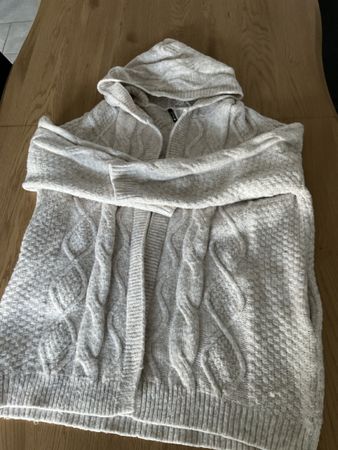Strickjacke mit Kapuze beige grob gestrickt Gr.M 