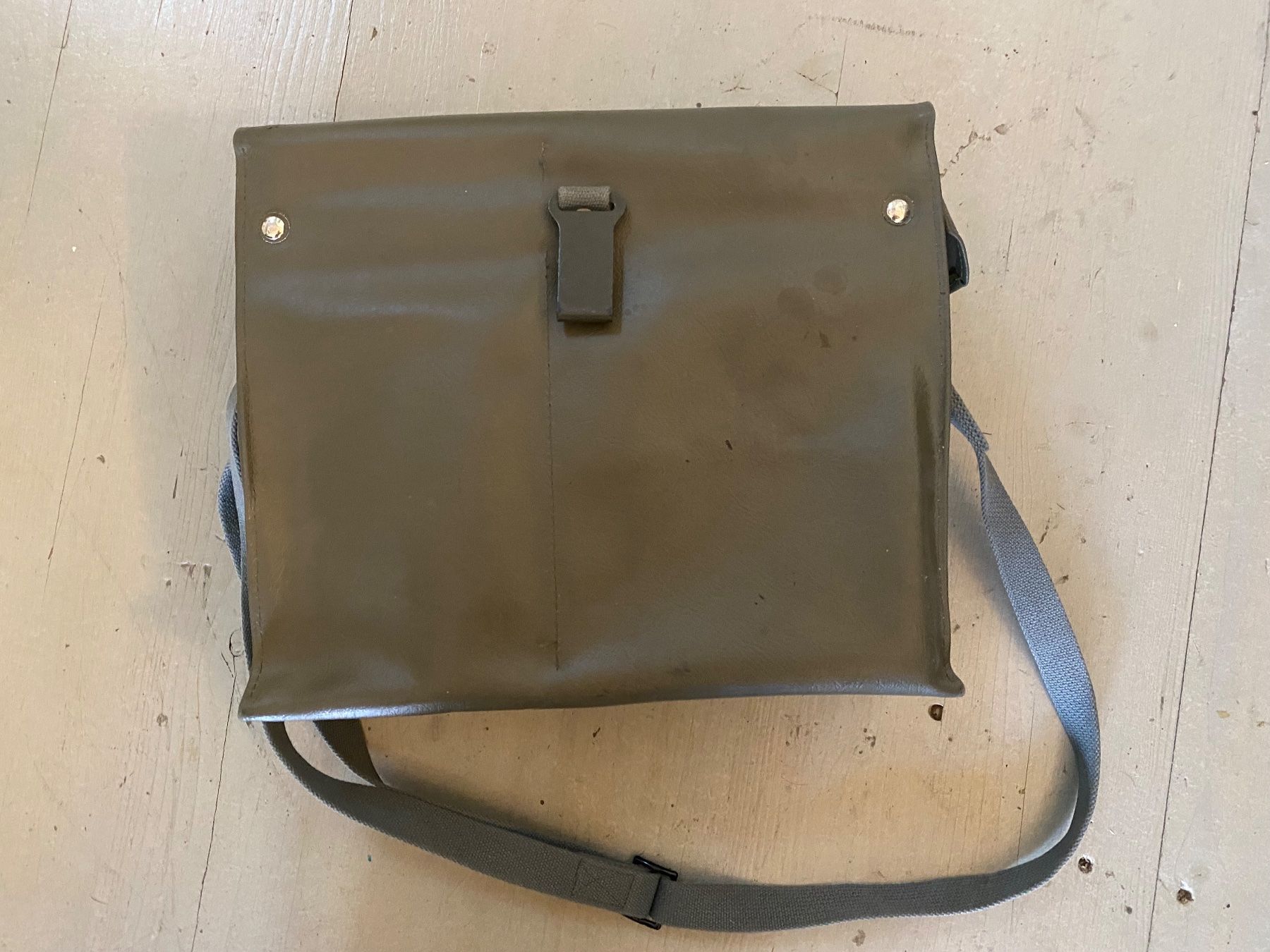 Schweizer Armee Borse: Militär Sanitärtasche – Usato da Winterthur venduto da nor_qtg7 4