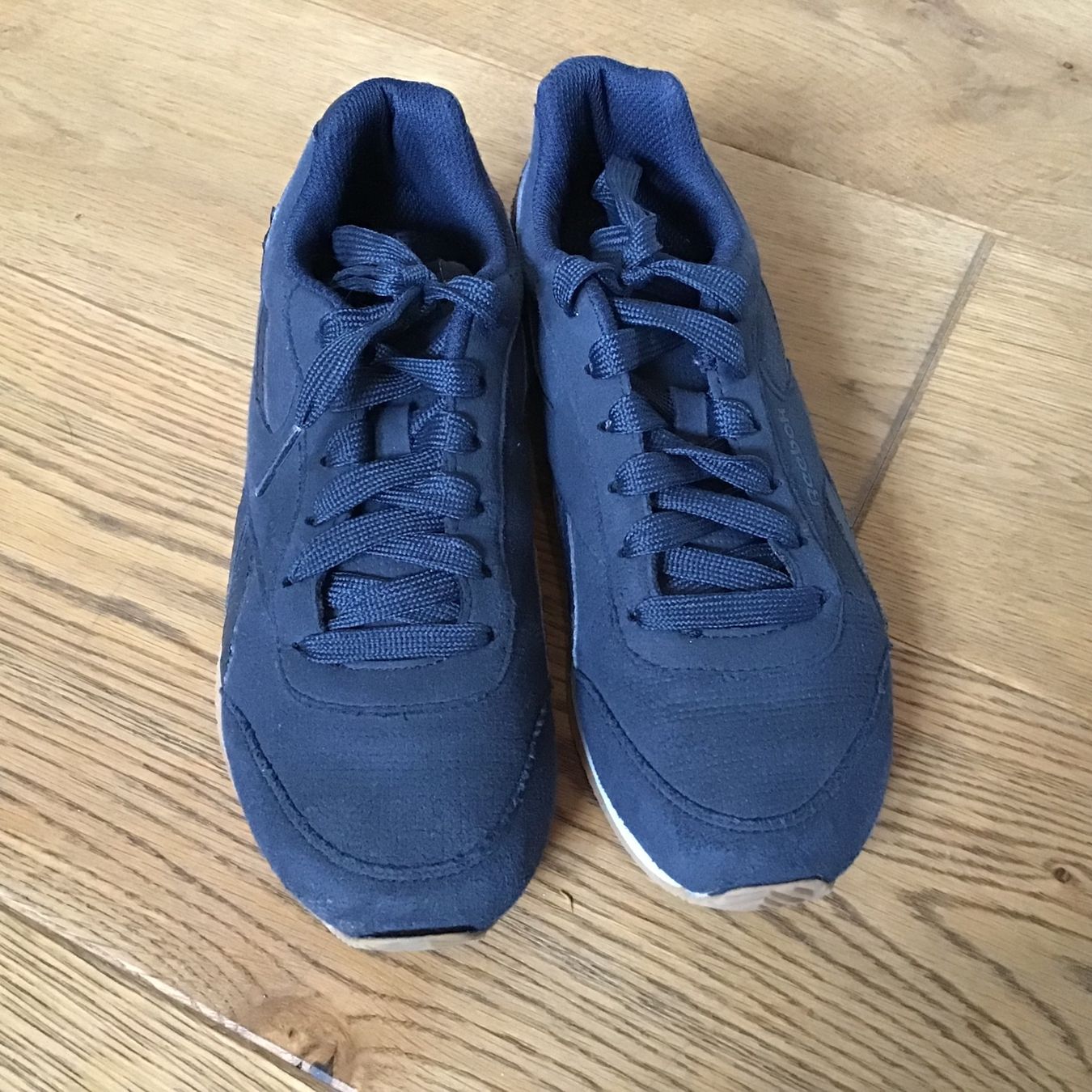 Reebok Scarpe da donna: Reebok Sneaker, Grösse 35 – Usato da Rotkreuz venduto da GerberaSpider08