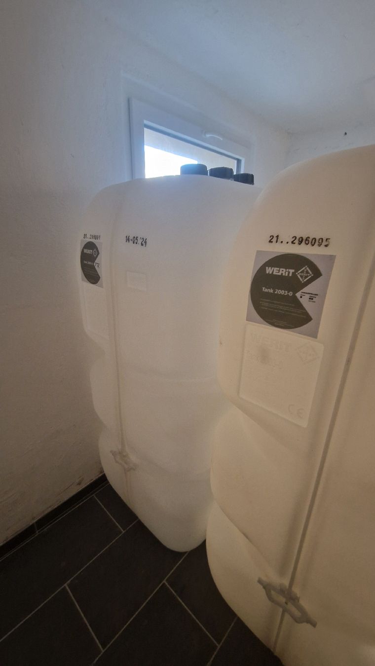 Accessori per altri veicoli: 1 Citerne de 2000 litres – Nuovo e nell'imballaggio originale da Bévilard venduto da Morand1 2