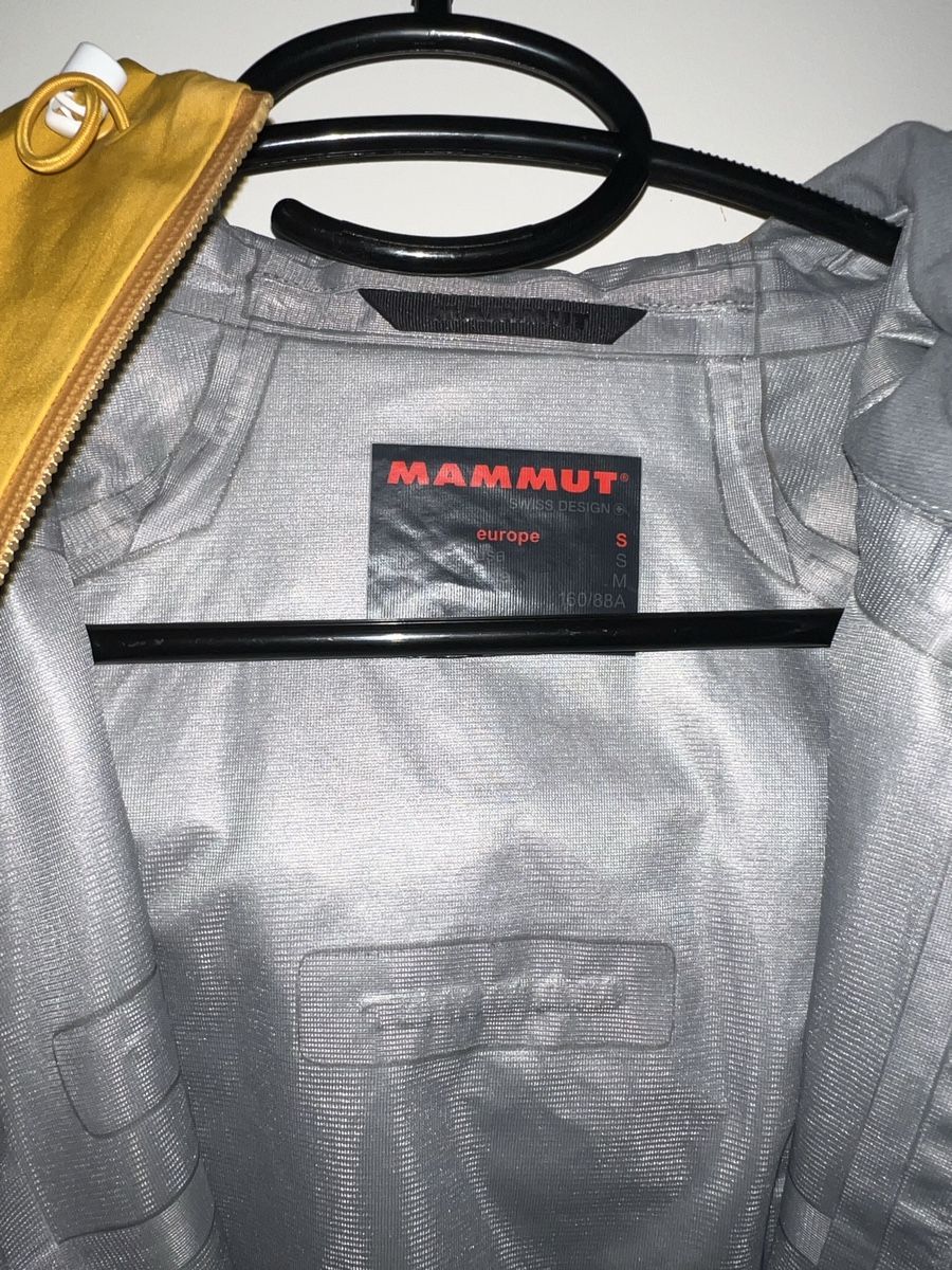 Mammut Vestes: Mammut Hardshelljacke Grösse S Gelb  – D'occasion à Volketswil par she_7twn 2
