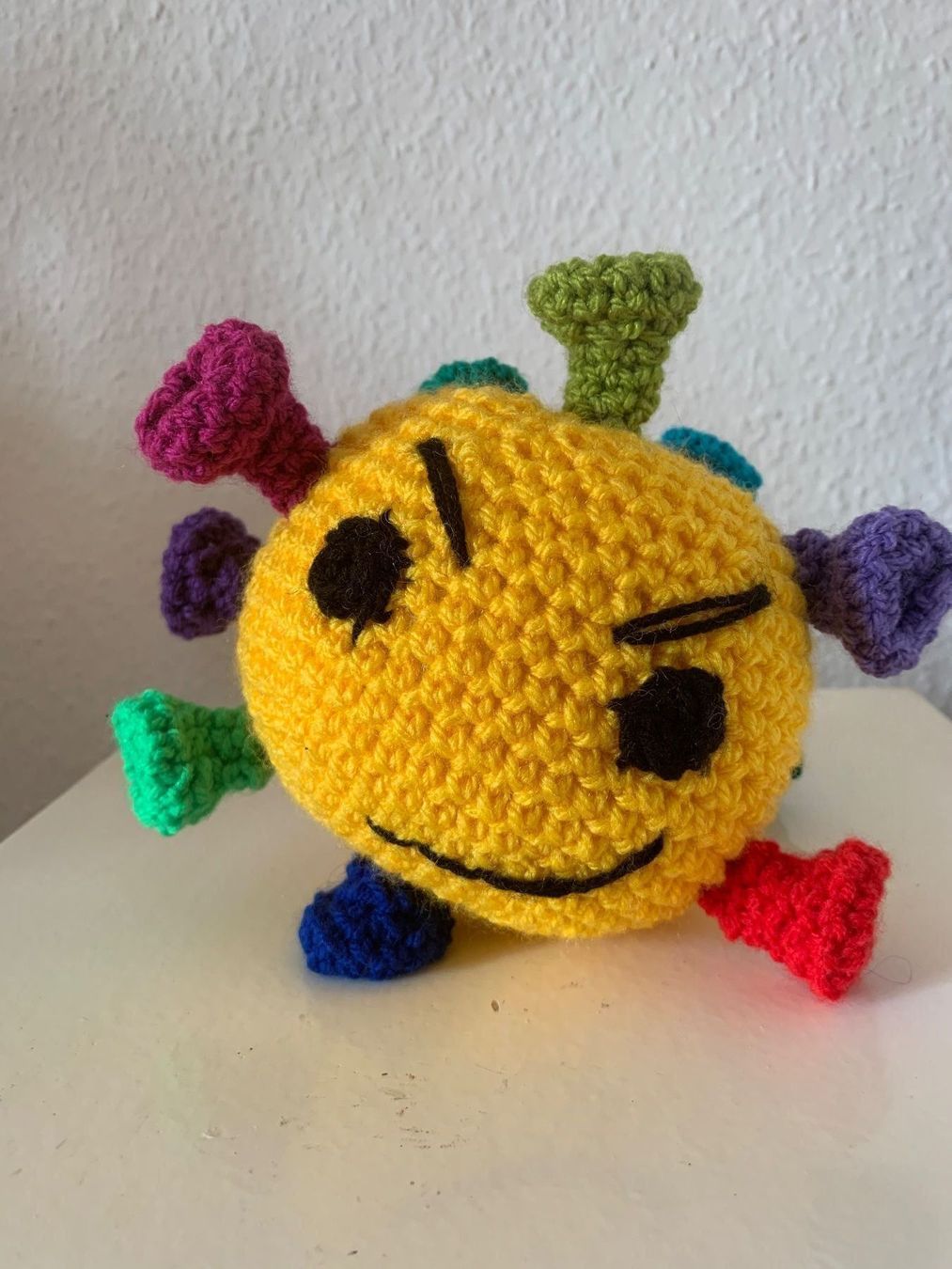 Giocattoli: CORONA  Amigurumi Handmade – Nuovo e nell'imballaggio originale da Regensdorf venduto da Spyke55 2