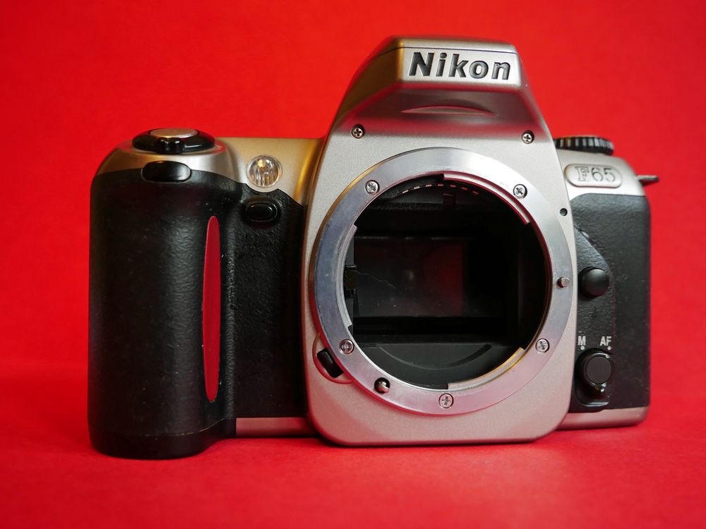 Nikon F65 Lente Nikon 28-80 Reflex De Rollo Analógica Plateado