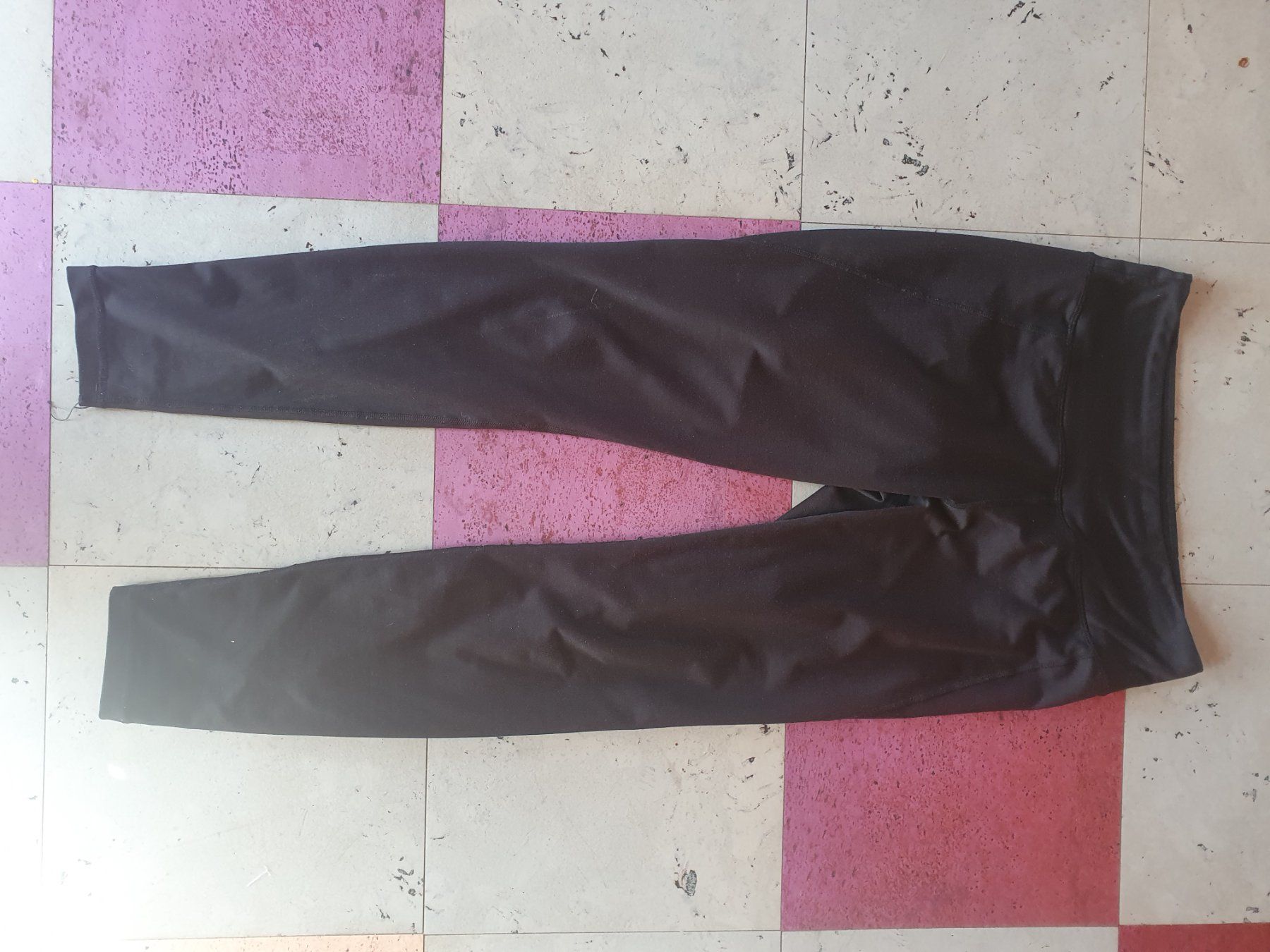 H&M Leggings: Fitness Leggins – Usato da Moosseedorf venduto da Sonnenschein.. 2