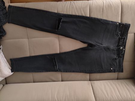 Stradivarius Jeans schwarz High Waist Grösse 44 EU gebraucht