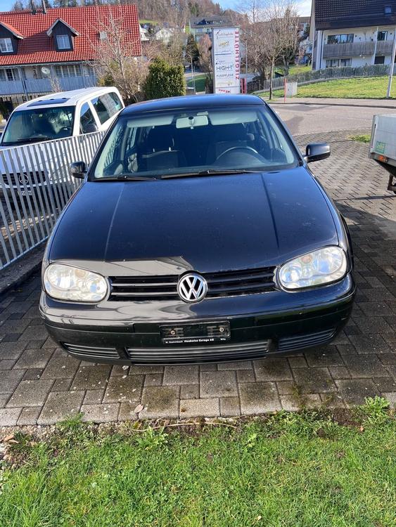 VW Golf 1.6