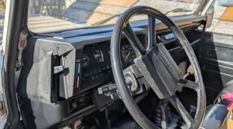 Autos: Land Rover 90 – Gebraucht aus Itingen von Fullmooneyes 3