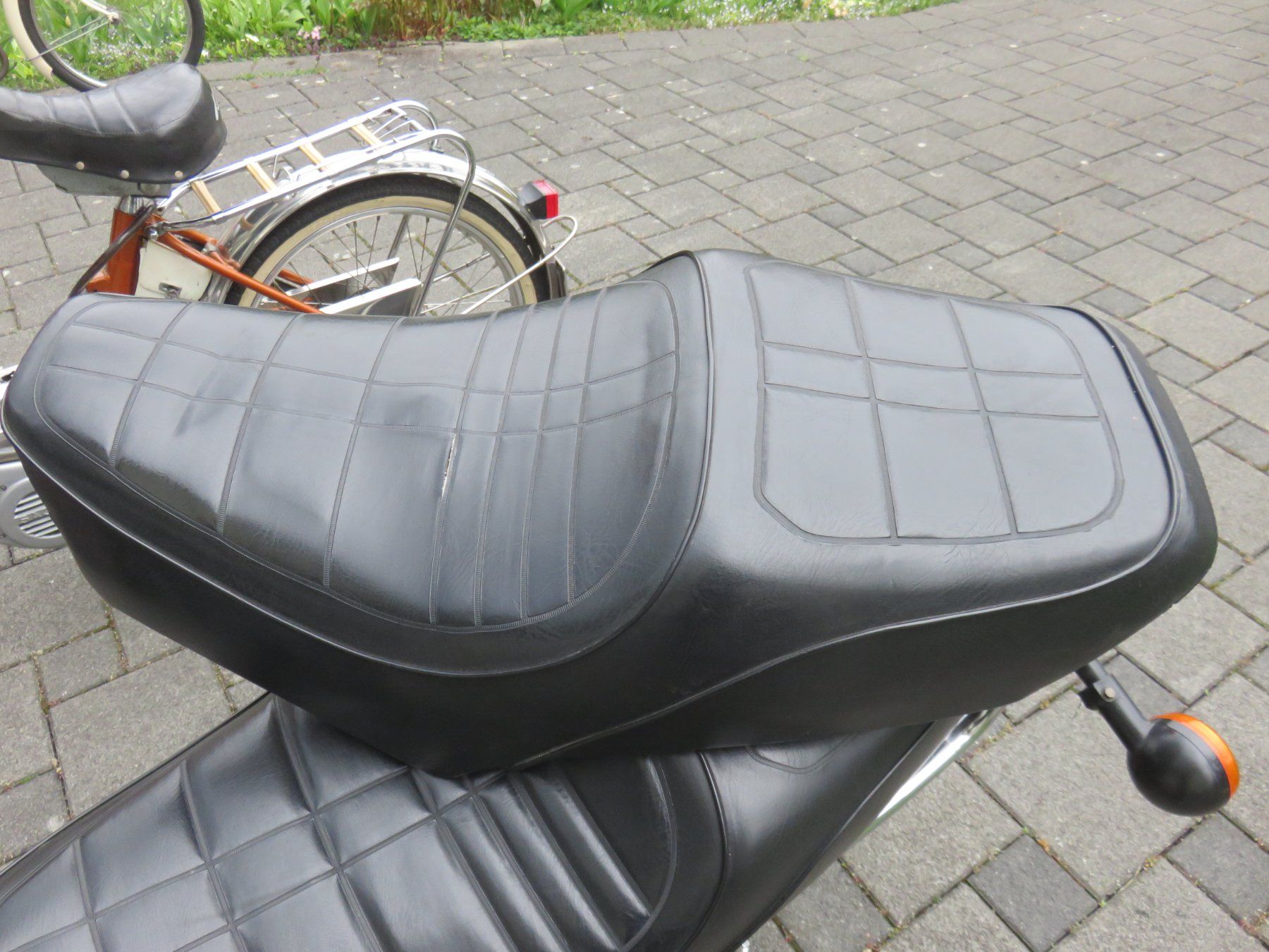 Selle & Accessori: Sattel Sitzbank zu Yamaha SR 250 – Difettoso da Steffisburg venduto da Hutsin