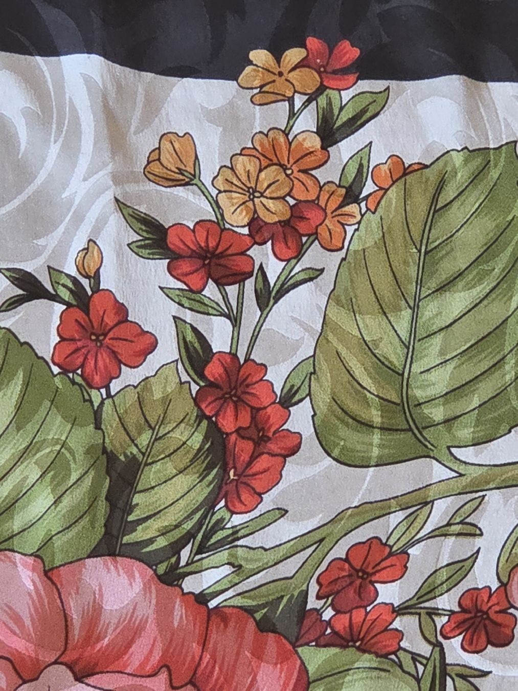 Foulards, Tücher & Schals: Seidenfoulard 88 x 88 cm – Neu und originalverpackt aus Frauenfeld von Schenken-mit-Herz 5