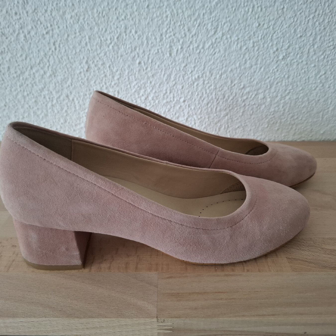 Anna Field Scarpe da donna: Anna Field Altrosa Wildleder Pumps, Gr. 38 – Nuovo (secondo la descrizione) da Emmen venduto da Tigerlady 1