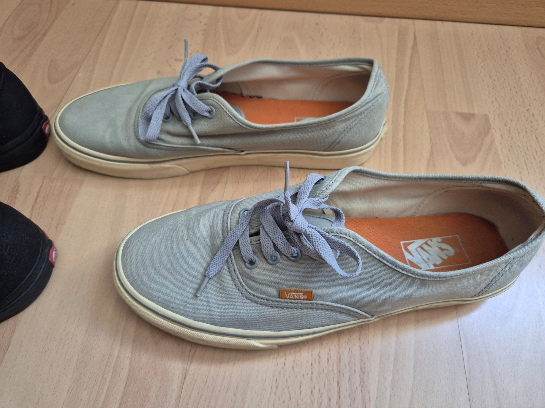 Vans Scarpe da uomo: Schuhe Sneaker Vans Old Skool Turnschuhe Gr. 45 – Usato da Schaffhausen venduto da pfanis09 5