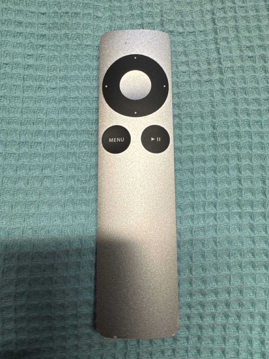Apple Telecomandi: Apple Fernbedienung  – Usato da Maisprach venduto da 4464