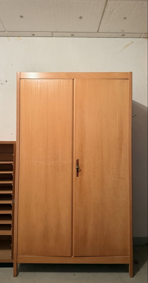 Schränke: Schrank – Gebraucht aus Rickenbach Sulz von pbf9