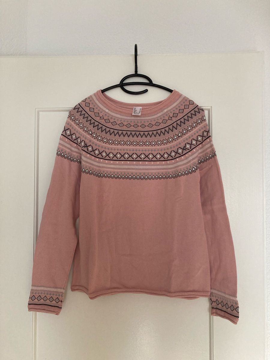 Pullover & Sweatshirts: Rosa Winterpullover – Gebraucht aus Bern von NAJAW85