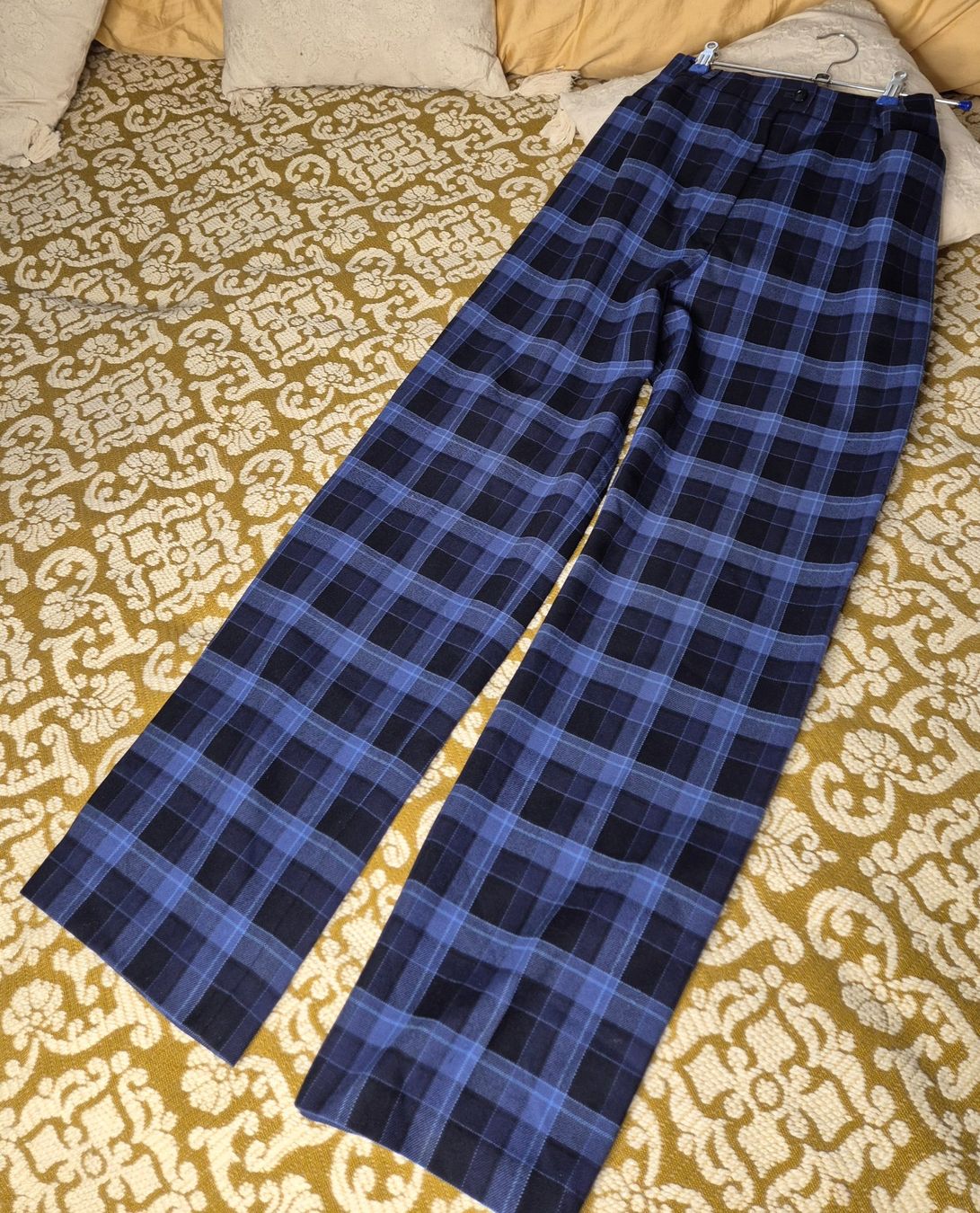 Basler Pantaloni: Wollhose von Basler – Usato da Leissigen venduto da ali_k9v8 1