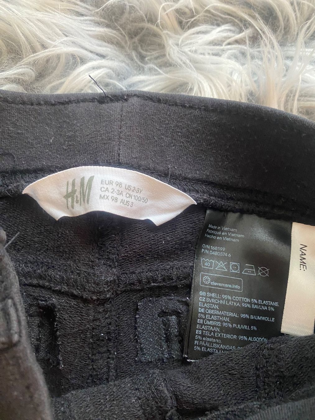 H&M Pantaloni: 2 Treggings, Gr.92-98 – Usato da Vezia venduto da luce2011 2