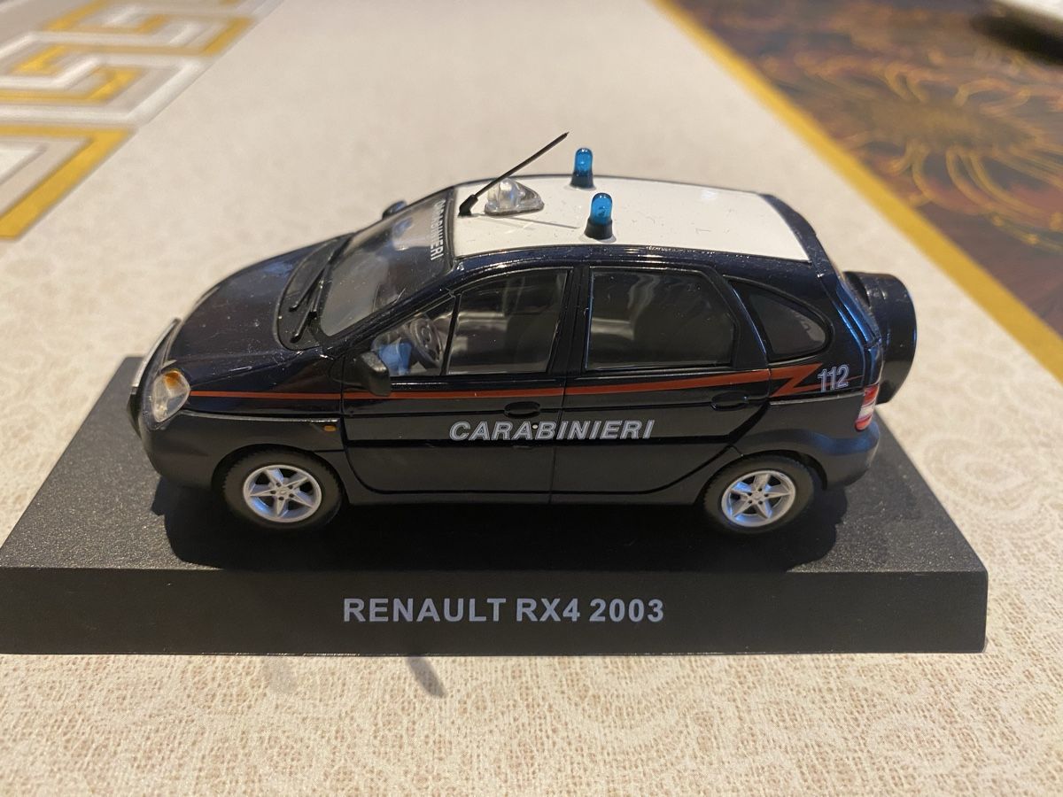 Renault Voitures modèles: Renault RX4 2003 Carabinieri  – D'occasion à St. Margrethen SG par Alfista_159