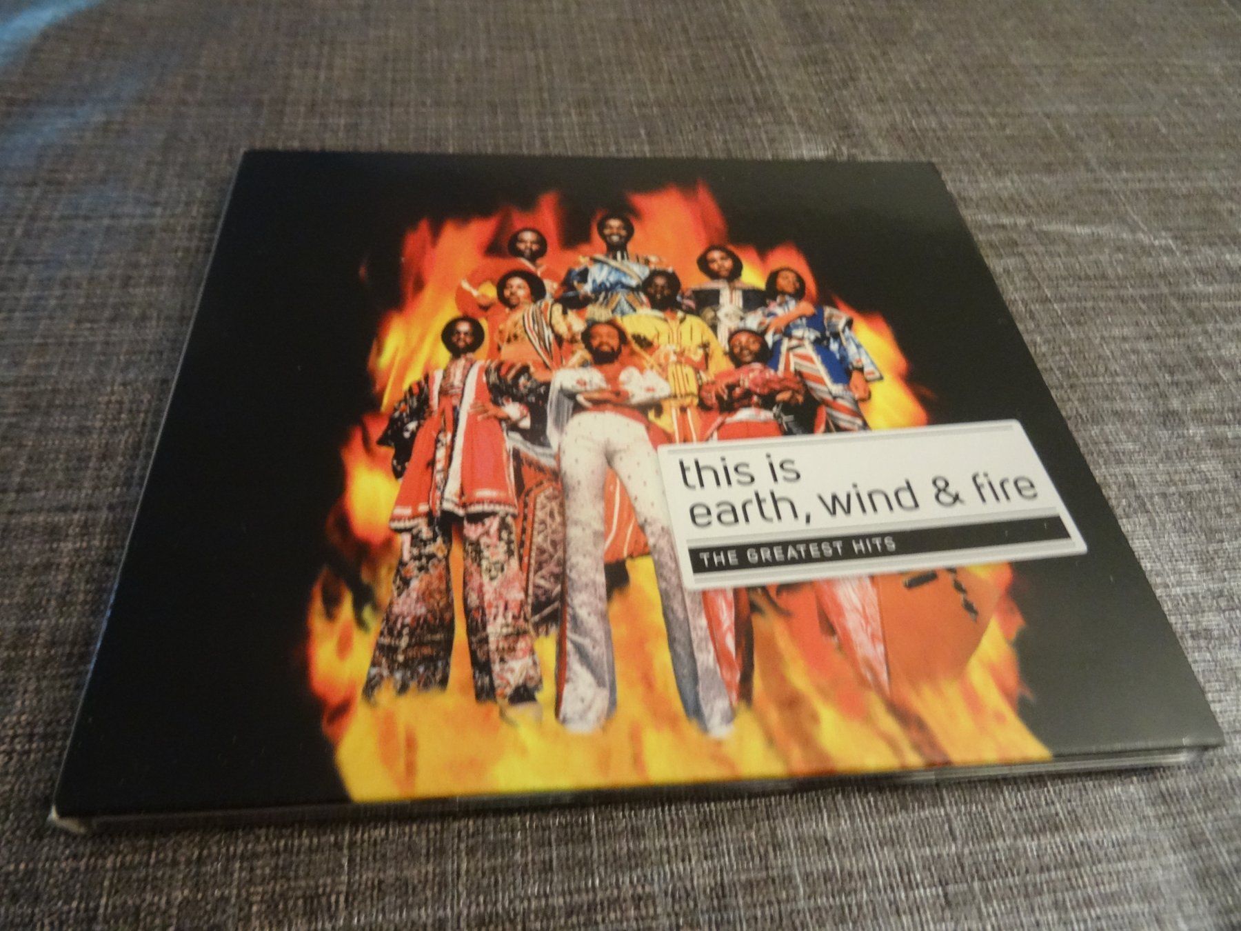 CD: Earth, Wind & Fire - Greatest Hits CD – Usato da Olten venduto da Disc-Ausverkauf