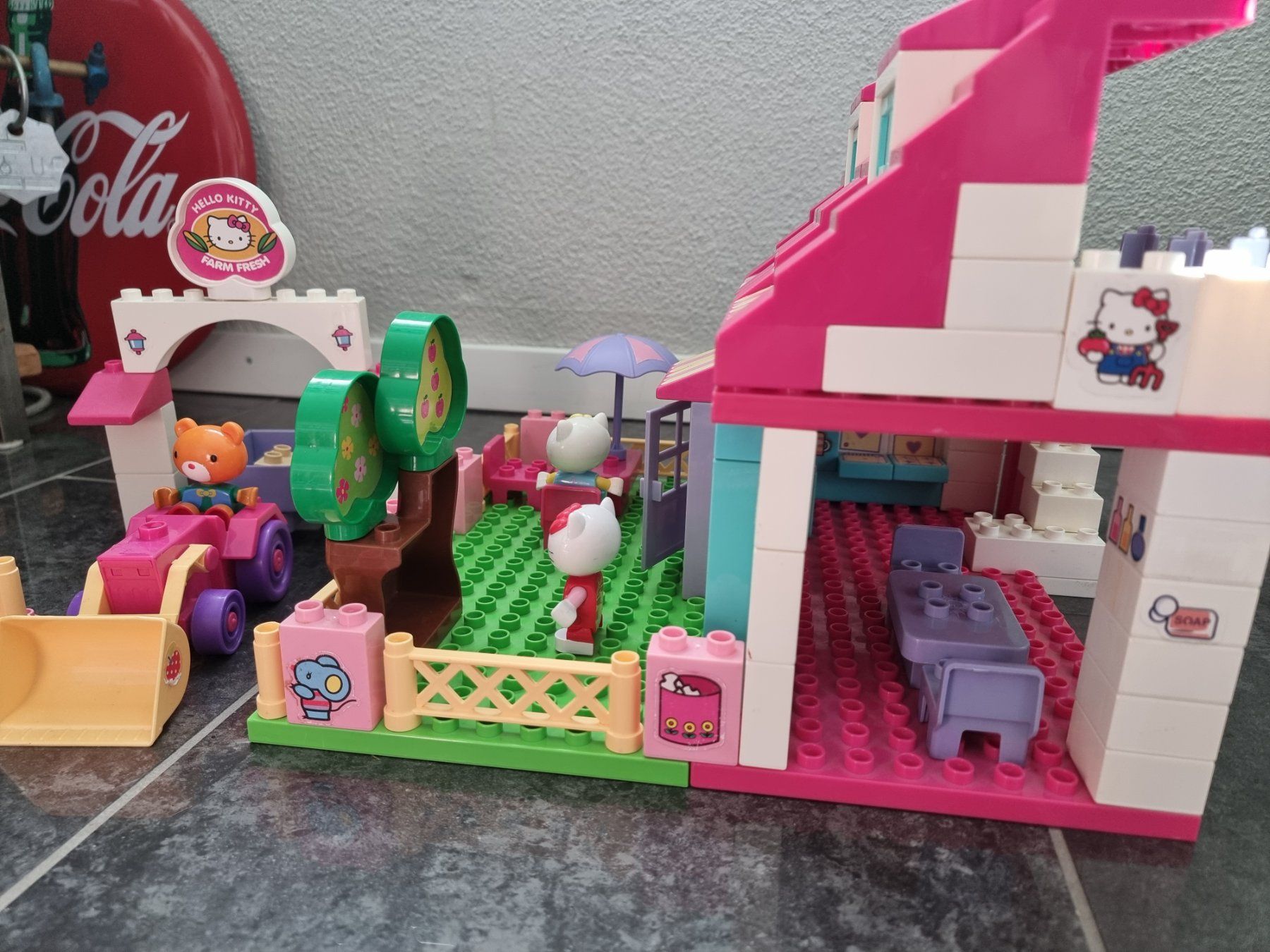 Duplo Spielzeuge: Duplo Hello Kitty Haus / Villa – Gebraucht aus Untersiggenthal von  2