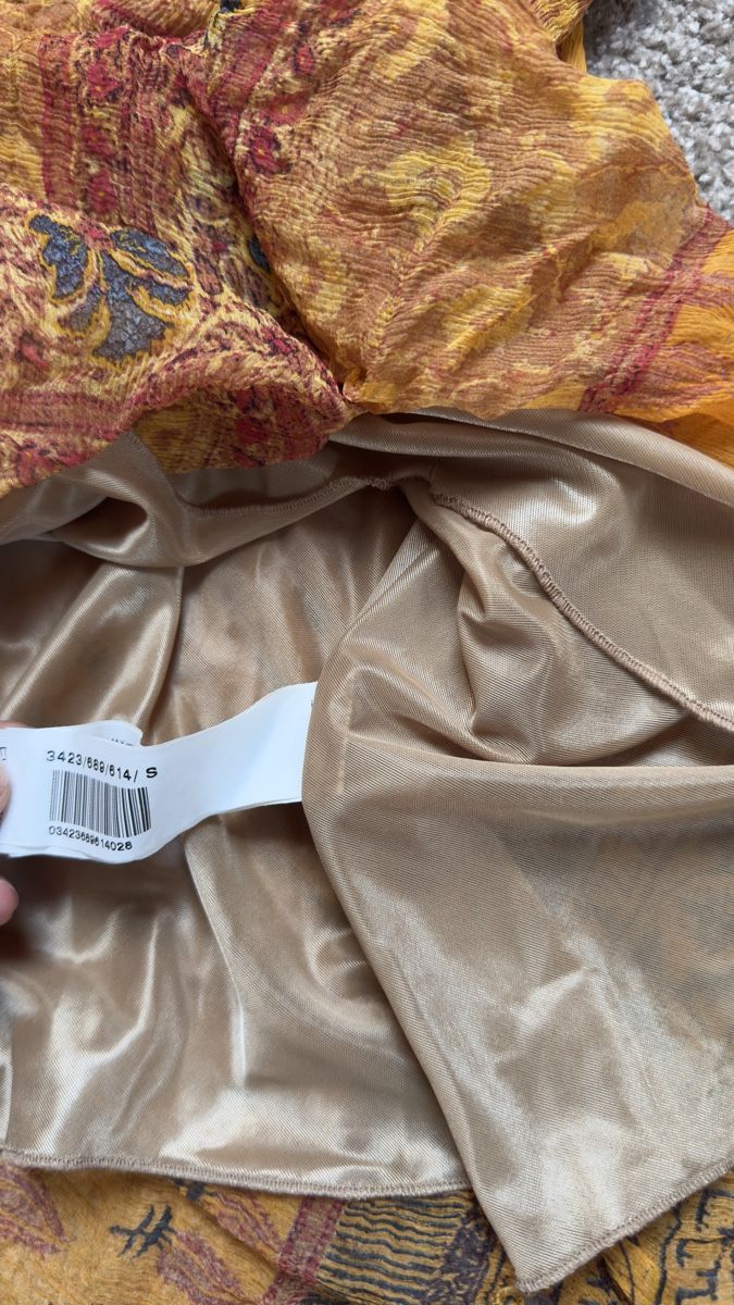 Zara Tops: Zara Basic Top Soie Seide Y2K S – Gebraucht aus Vuippens von Anna_as 5