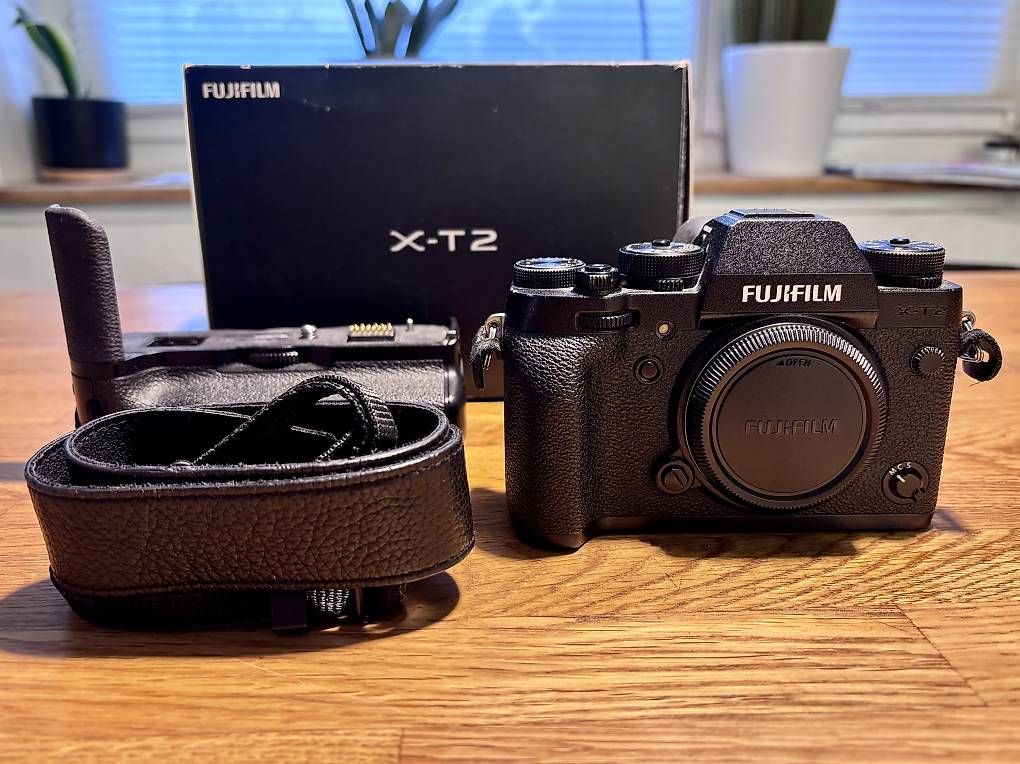 Kamera: Fujifilm X-T2 Digitalkamera – Gebraucht aus Basel von 59fifty82