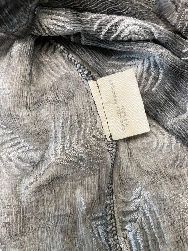 Nile Camicette: Nile Blouse grey leaf pattern size L silk-cotton blend – Usato da Lausanne venduto da Danash 3