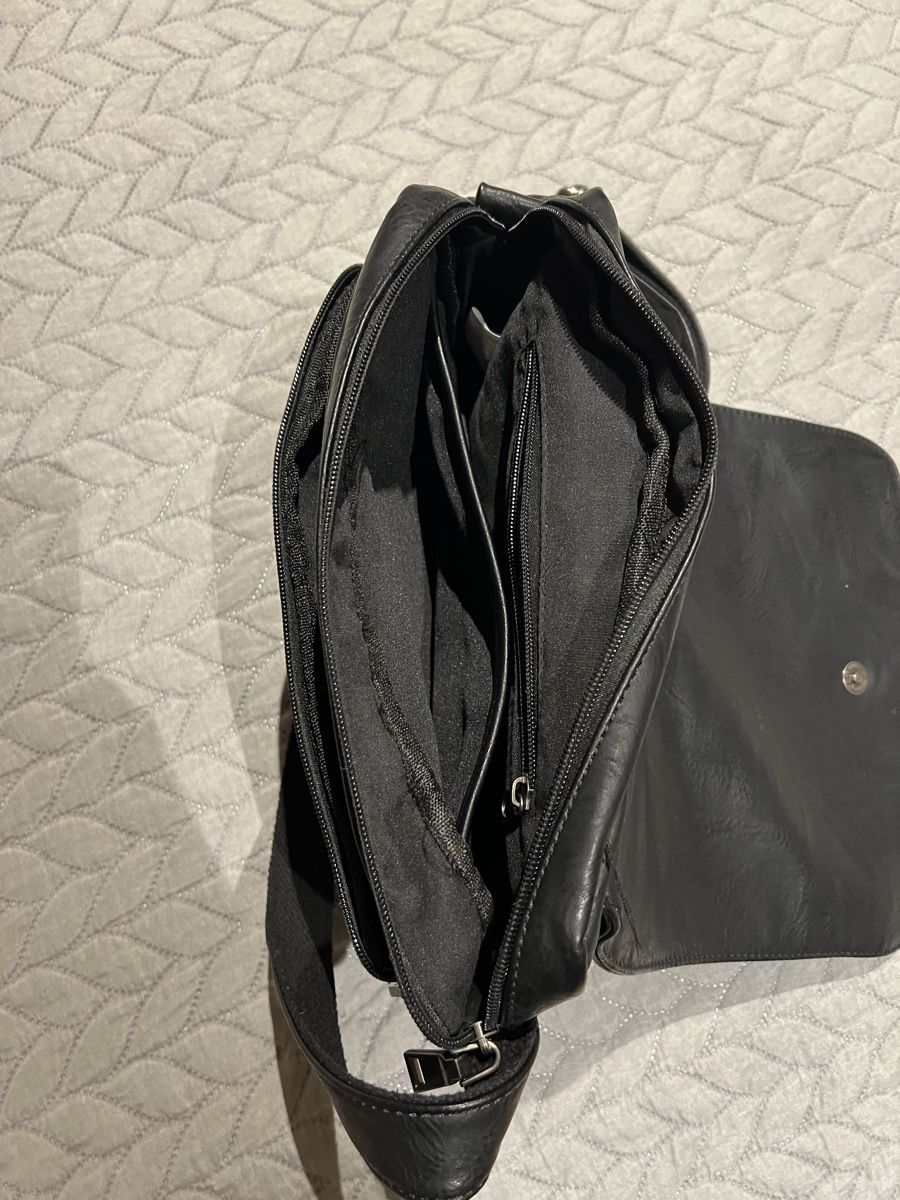 Borse da donna: Schwarze Umhängetasche – Nuovo (secondo la descrizione) da Hemmental venduto da jeannette15 3