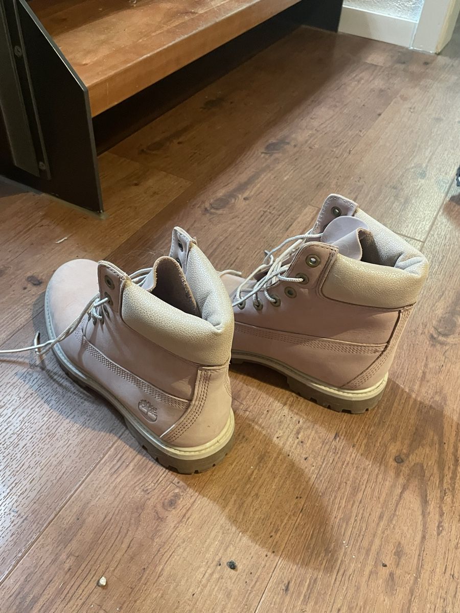 Timberland Damenschuhe: Rosa Timberlands – Neu (gemäss Beschreibung) aus Dietlikon von Fluschi 2