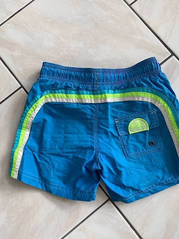Badehosen: Vend lot maillot de bain enfant – Gebraucht aus Morrens VD von gia_sfs5 1