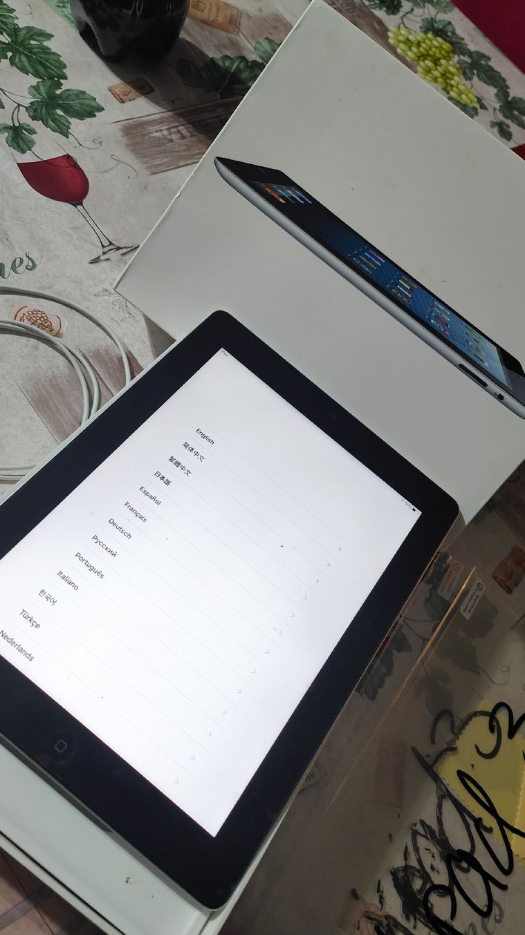 Apple Tablet PC: apple ipad 3/4  16gb wifi – Gebraucht aus Schöftland von magicX01 3